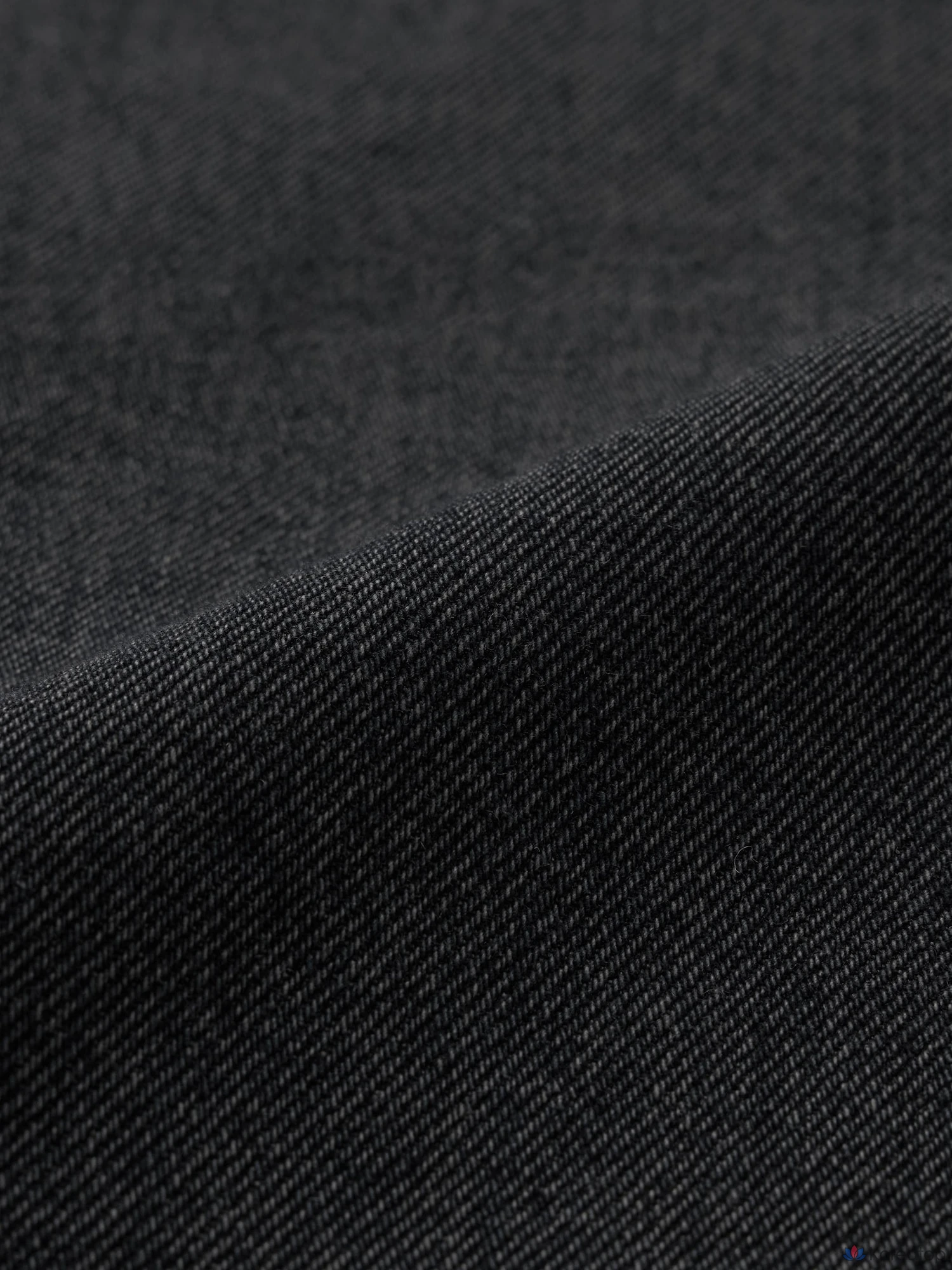 Джинсы Uniqlo 3D Barrel Leg Jeans, длина ноги 73-76 см