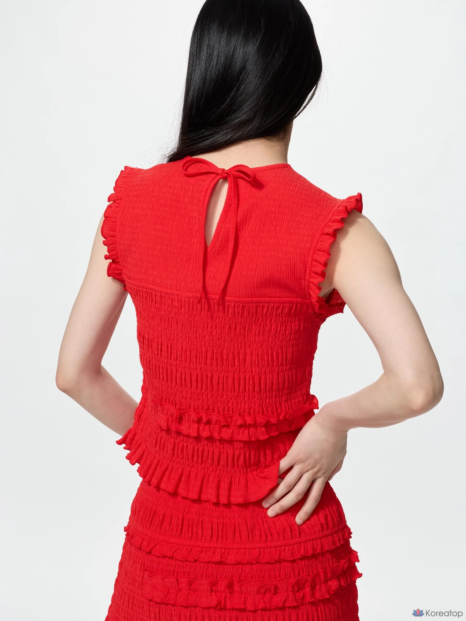 Футболка без рукавов Uniqlo Shirring T (Sleeveless)
