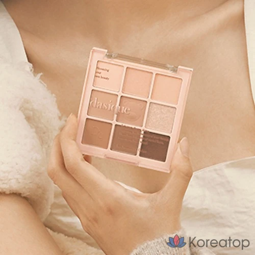 Палетка теней для век Dasique, 28 оттенков, цвет "коричневый медведь", 1 шт.