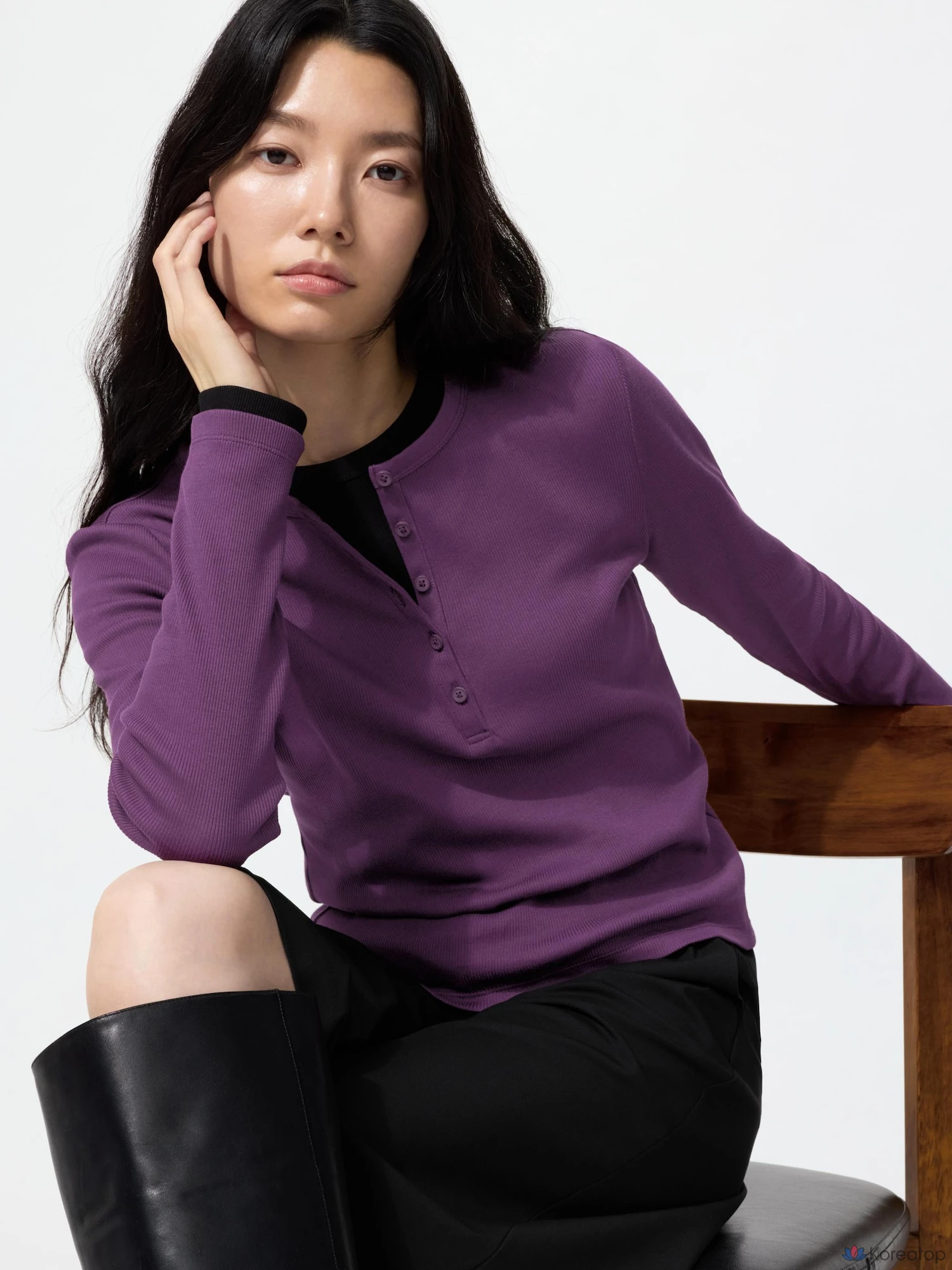 Футболка с длинным рукавом Uniqlo Rib Henley Neck T