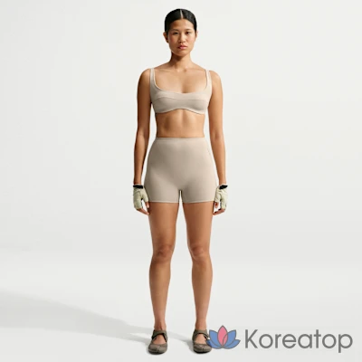 Шорты женские Nike Skims Studio Stretch 3-Inch