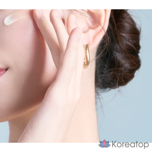 d&#039;Alba Ультралёгкий солнцезащитный крем для лица Waterfull Essence Sun Cream (SPF 50+) 50 мл x 2 упаковки + Балансирующий веганский гель для умывания, набор из 3 мл x 5 упаковок