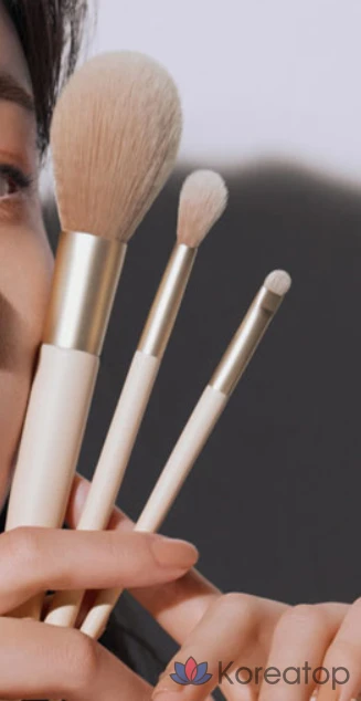 Кисть для растушевки теней Etude House Shadow Shading Brush, 1 шт., фото 4