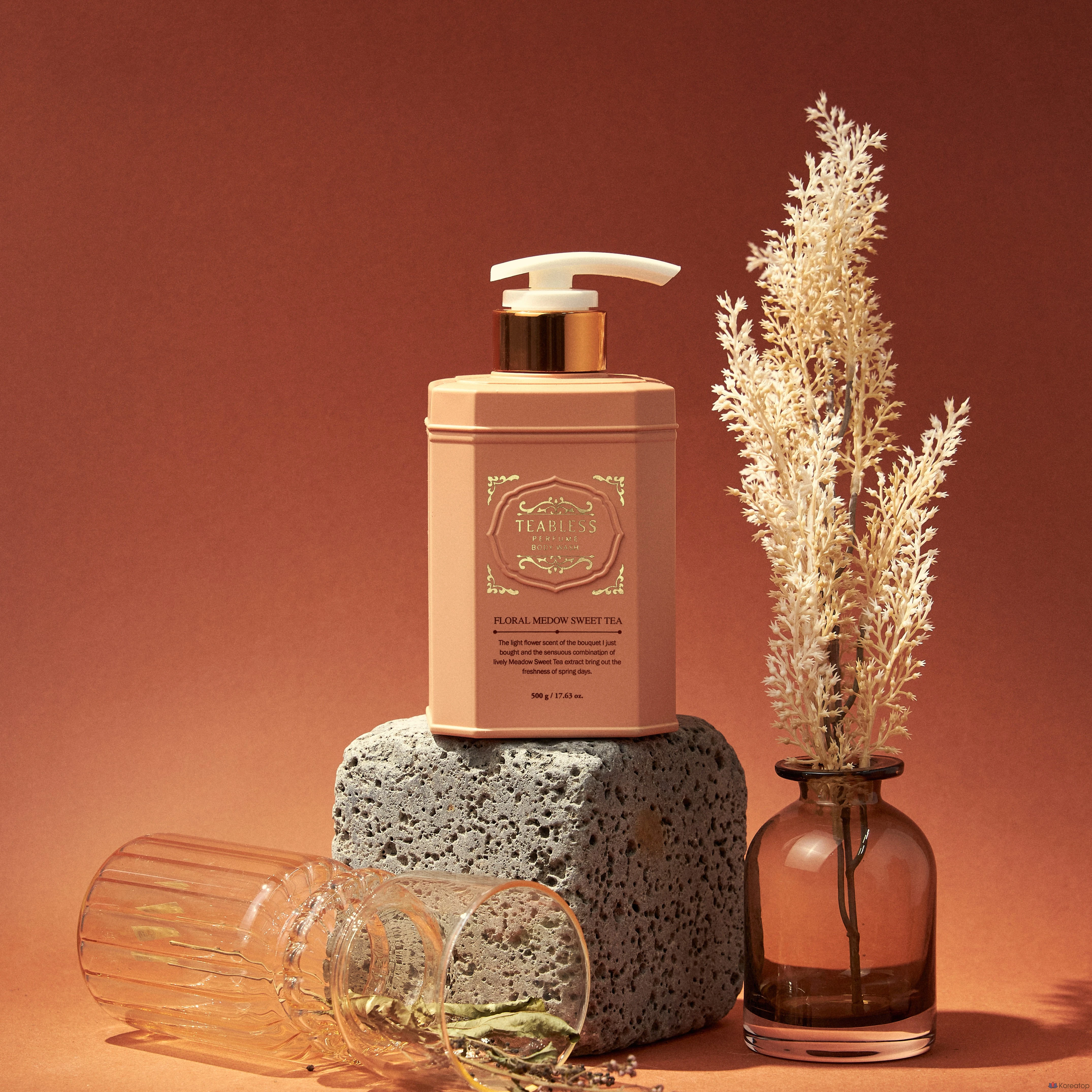 Гель для душа T-Bless с ароматом сладкого чая и цветочными нотками, 500 г, 1 упаковка.