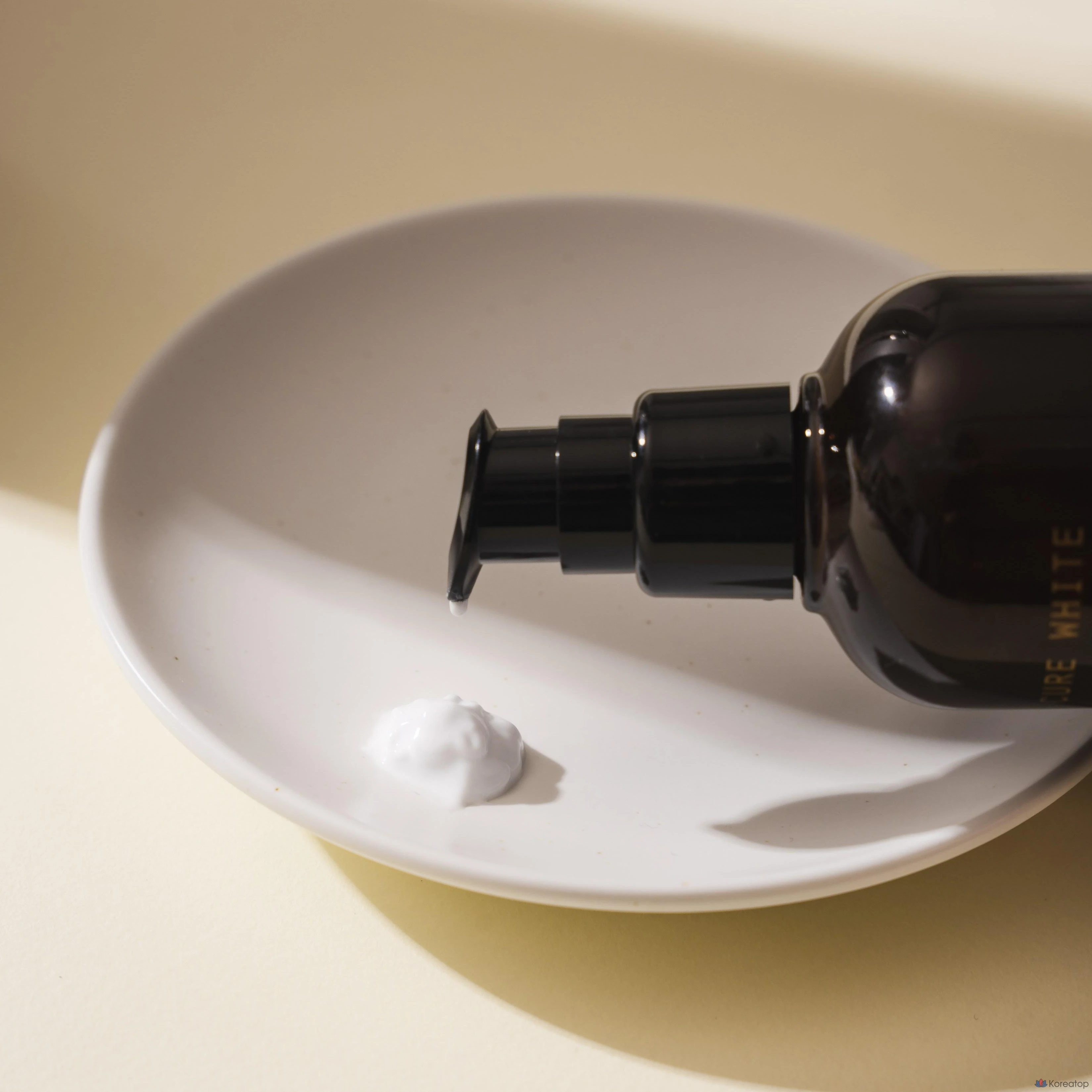 Крем для лица Ohui Kulla M Men's Magic Cure White All-in-One, 120 мл, 1 шт.