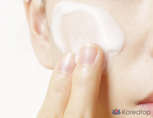 Очищающее молочко Witch Factory Pure, 200 мл, 1 шт.