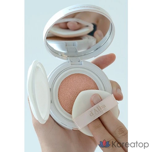 Солнцезащитный кушон для осветления тона d&#039;Alba Waterfull Tone-Up Sun Cushion SPF50+, 15 г