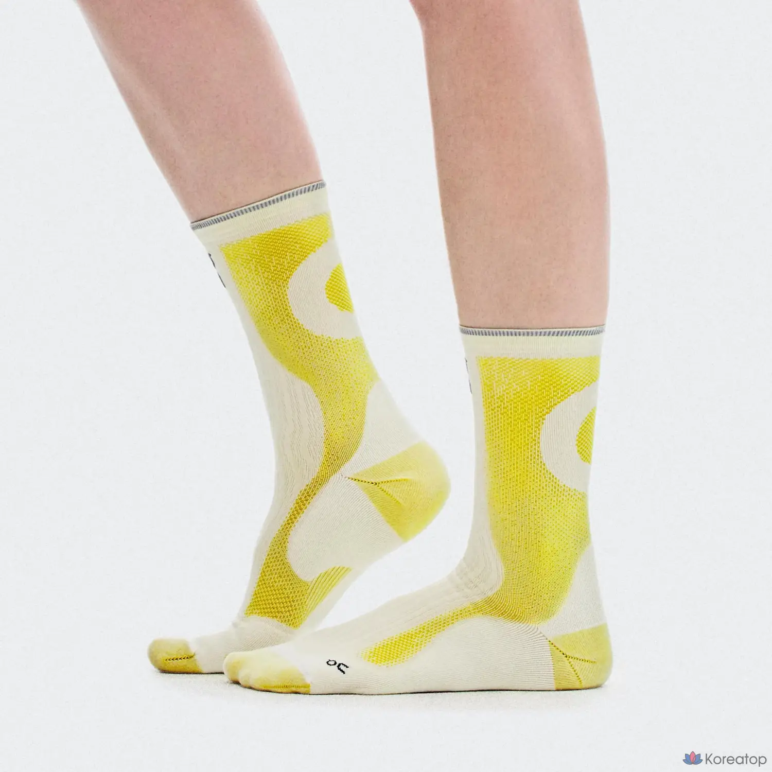 Носки ON Elite Run Sock High, Hyper