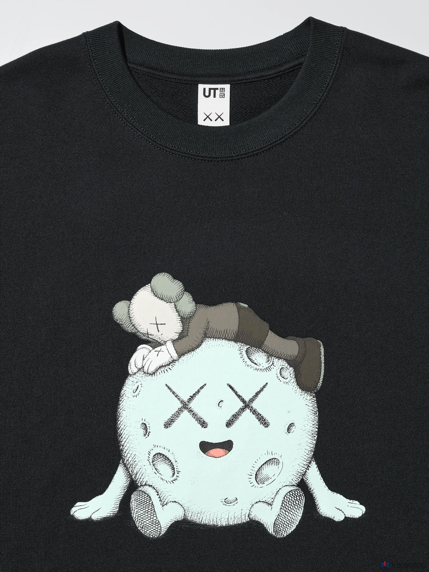 Свитшот Uniqlo KAWS Universe Sweatshirt A