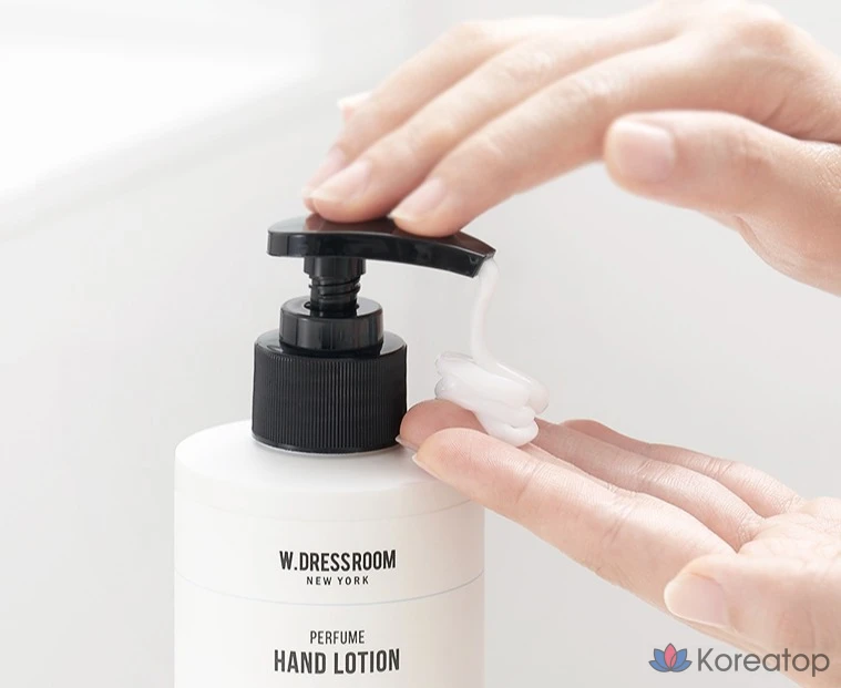 Парфюмерный лосьон для рук W.Dressroom, April Cotton, 280 мл, 1 шт.