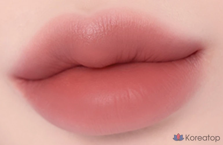 Румяна для губ и щек Vanillaco Romantic Blush, 3,7 г, 19 оттенков, 1 шт., фото 3