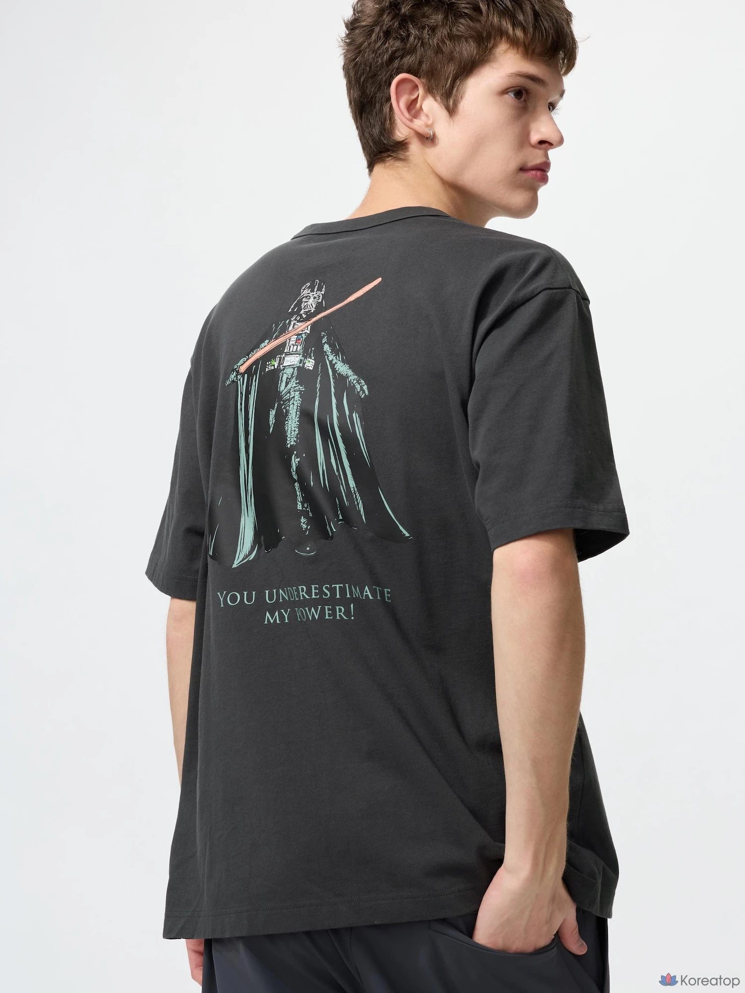 Футболка Uniqlo MAGIC FOR ALL ICONS UT Graphic T 1G