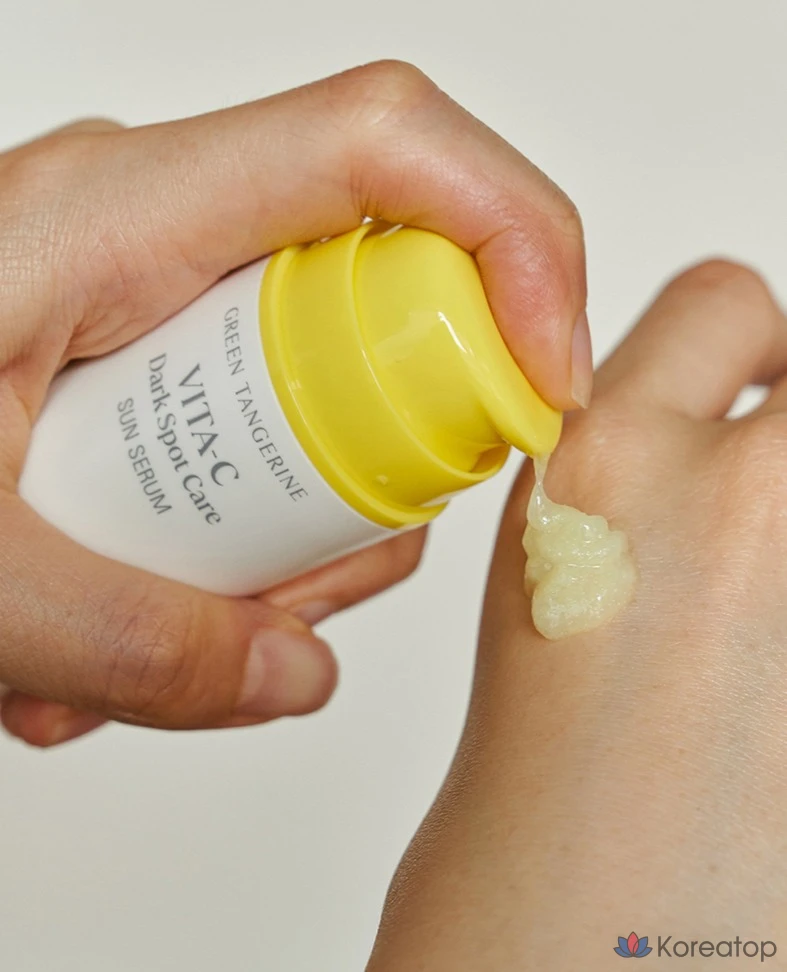 Goodal Green Tangerine Vita C Солнцезащитная сыворотка Spot Care SPF50+ PA++++, 50 мл, 1 шт.