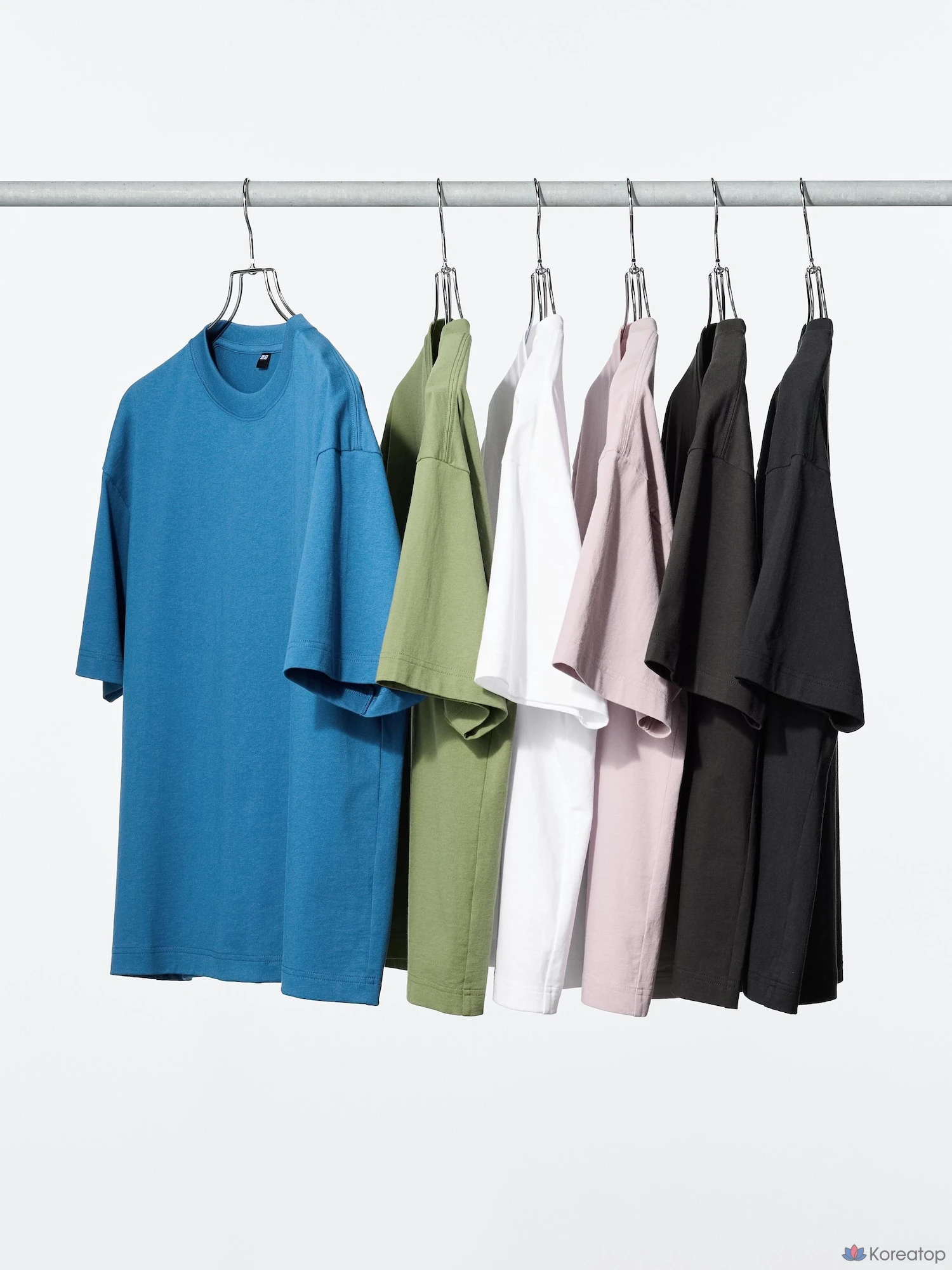 Футболка Uniqlo Boxy Crop T
