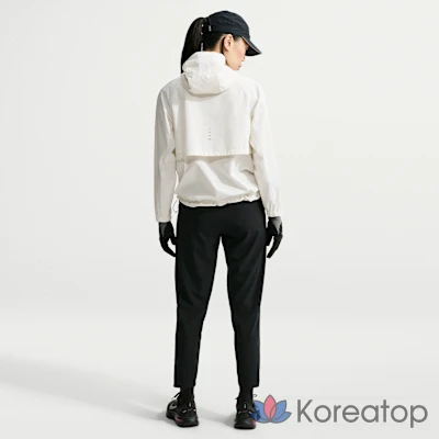Куртка для бега женская Nike Swift Storm-FIT, фото 5