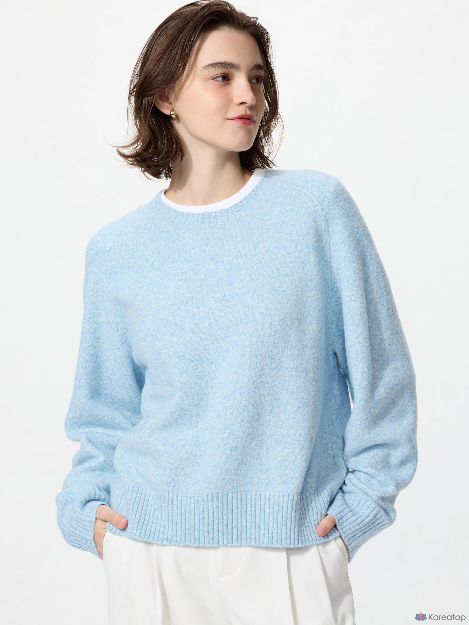 Свитер Uniqlo Souffle Yarn Crew Neck Sweater