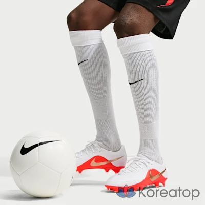 Футбольные бутсы Nike Tiempo Maestro Academy Multi Ground Low Top Cleat