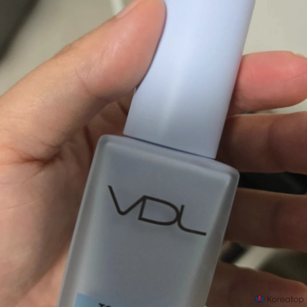 Корректирующая база под макияж VDL, 30 мл, цвет розовый кварц, 1 шт.