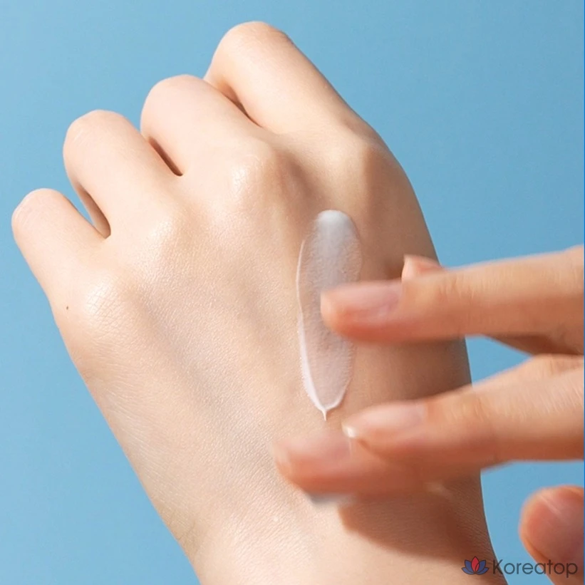 Солнцезащитный крем WELLAGE Real Hyaluronic Blue Sunscreen SPF50+ PA++++, 50 мл, 1 шт.