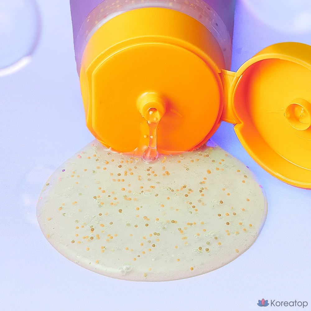 Очищающая пенка для лица Neogen Dermalogy Double Vita Capsule, 150 мл, 1 шт.