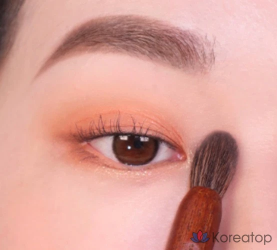 Кисть для растушевки Too cool for school Artist Vegan Define Blender Brush, разные цвета, 1 шт.