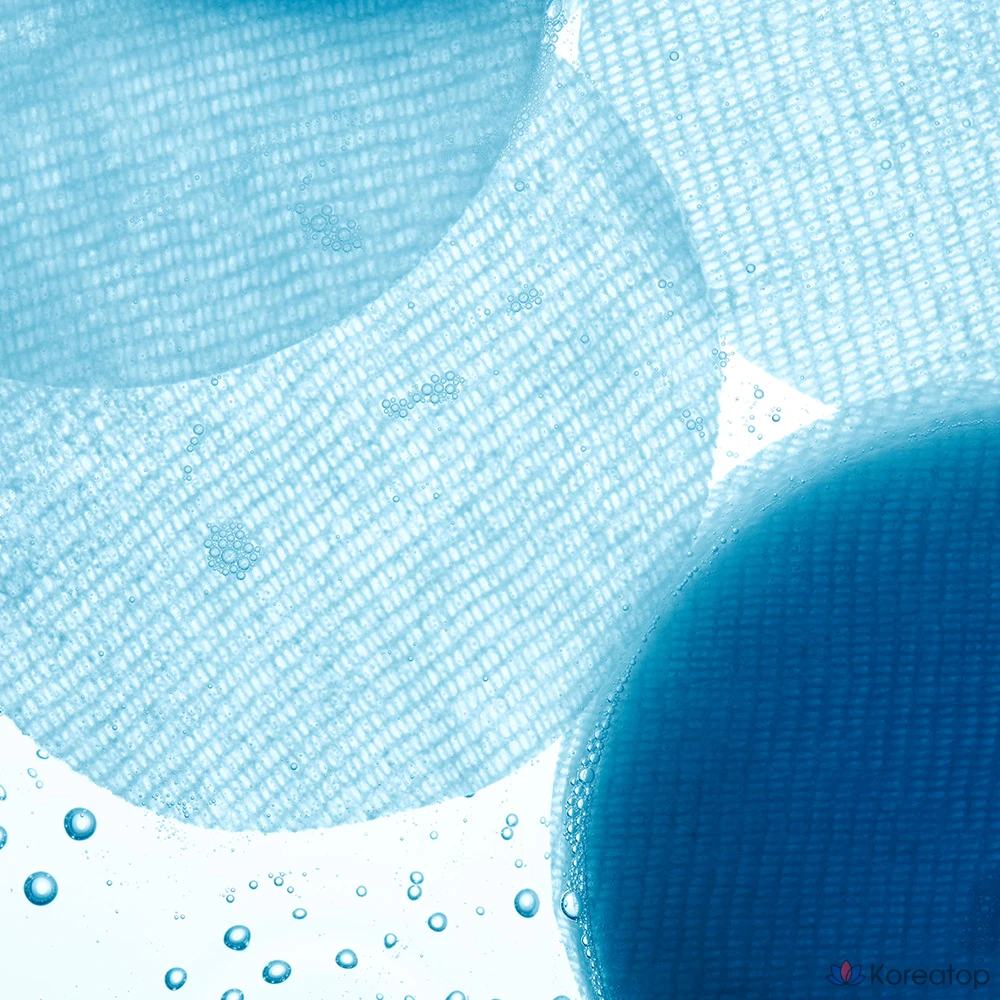 Охлаждающая подушечка Isntree с ультранизкомолекулярной гиалуроновой кислотой и цинком, 150 мл, 60 листов, 1 шт.