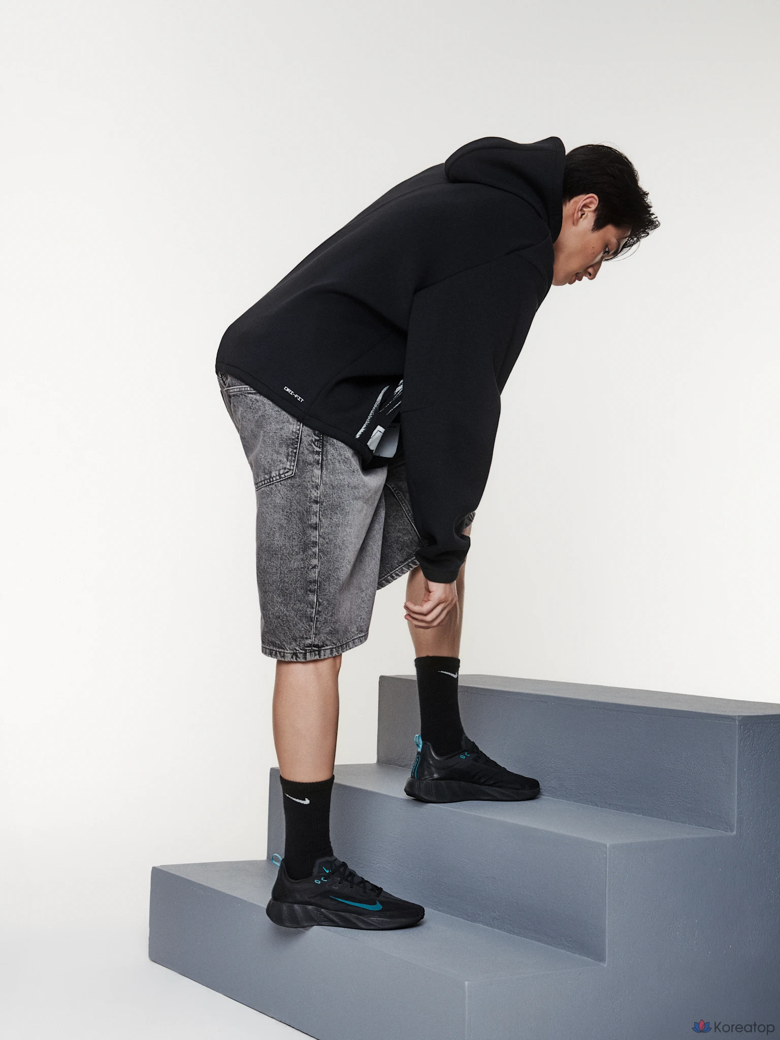 Кроссовки мужские Nike Ava X