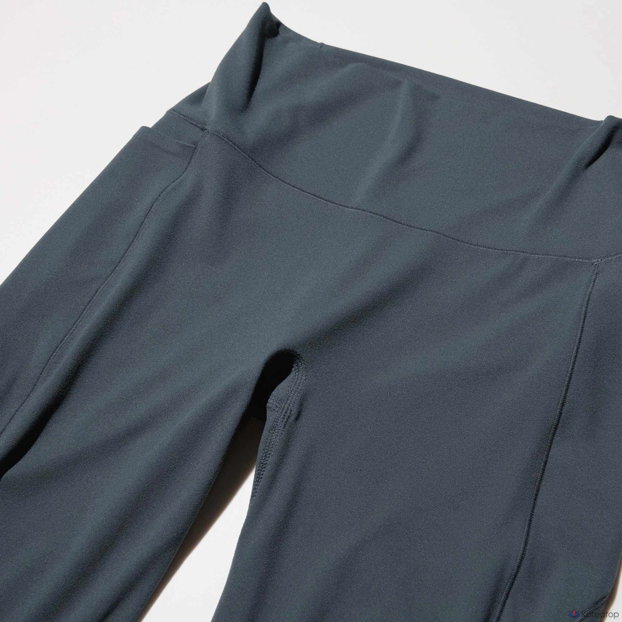 Леггинсы Uniqlo Ultra Stretch Active Leggings, длина штанины 60.5-61 см