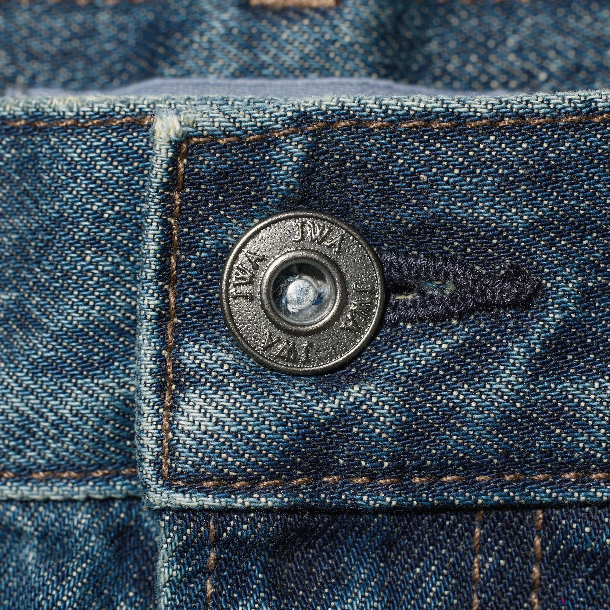 Джинсы Uniqlo Straight Jeans