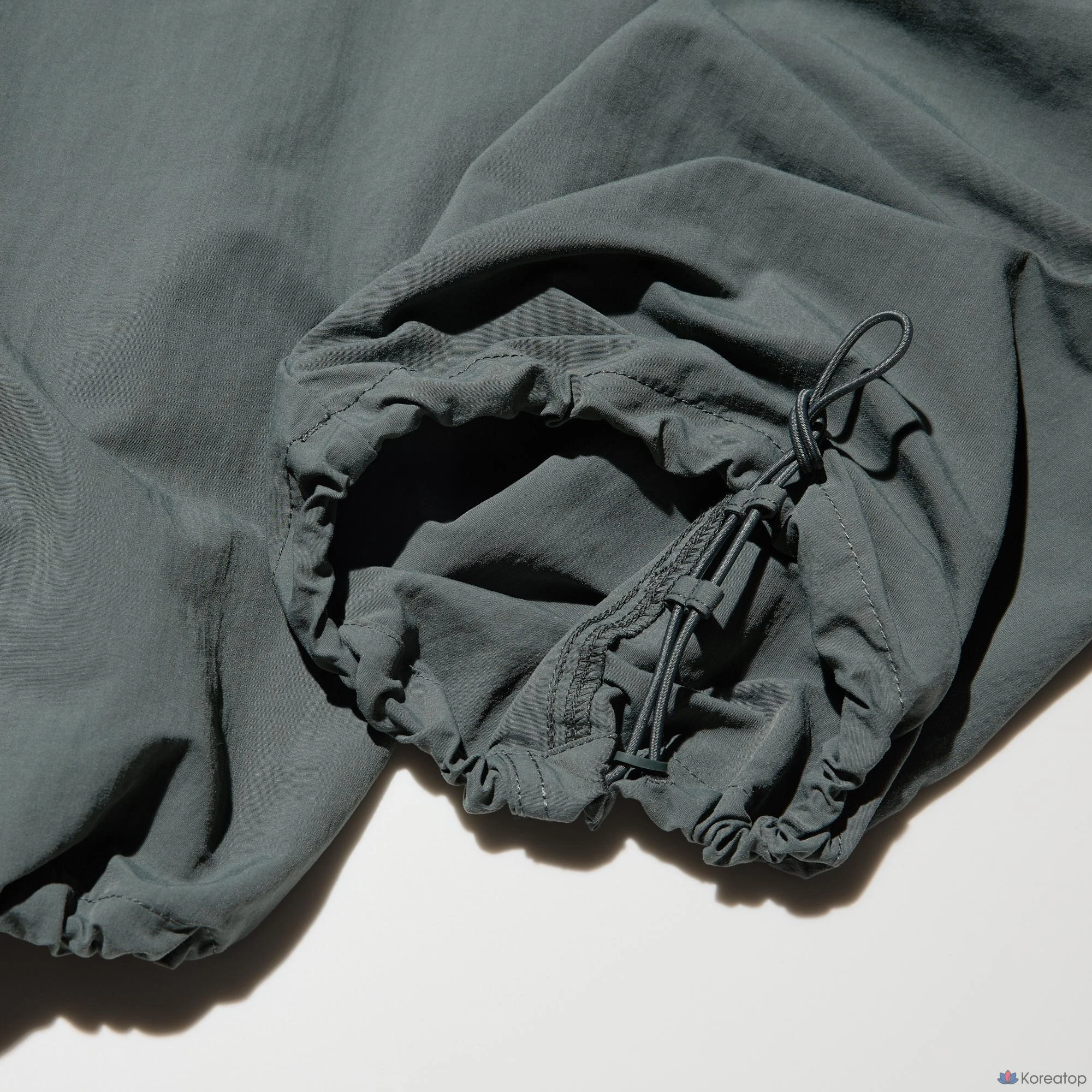 Брюки Uniqlo Easy Utility Pants