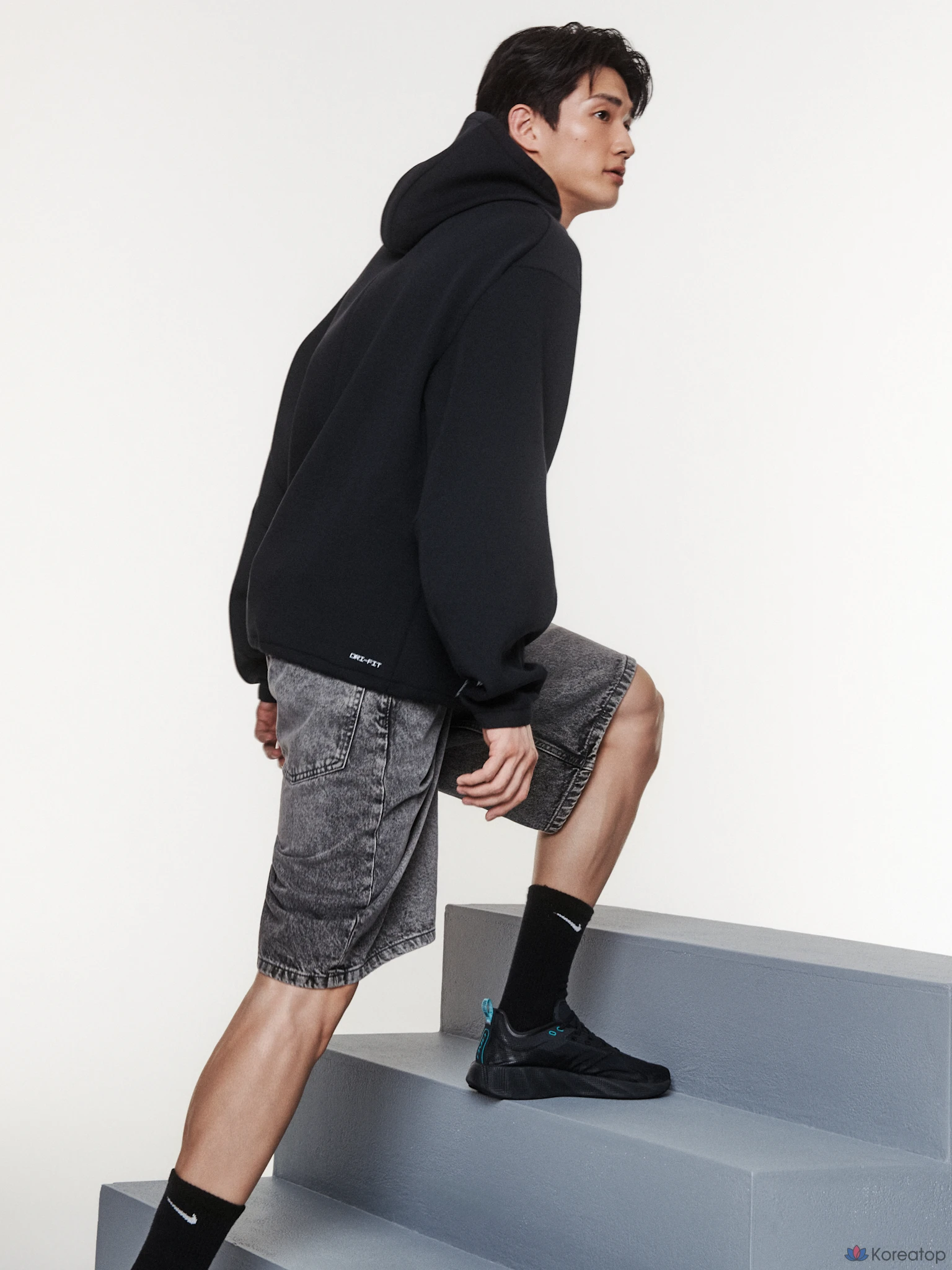 Кроссовки мужские Nike Ava X