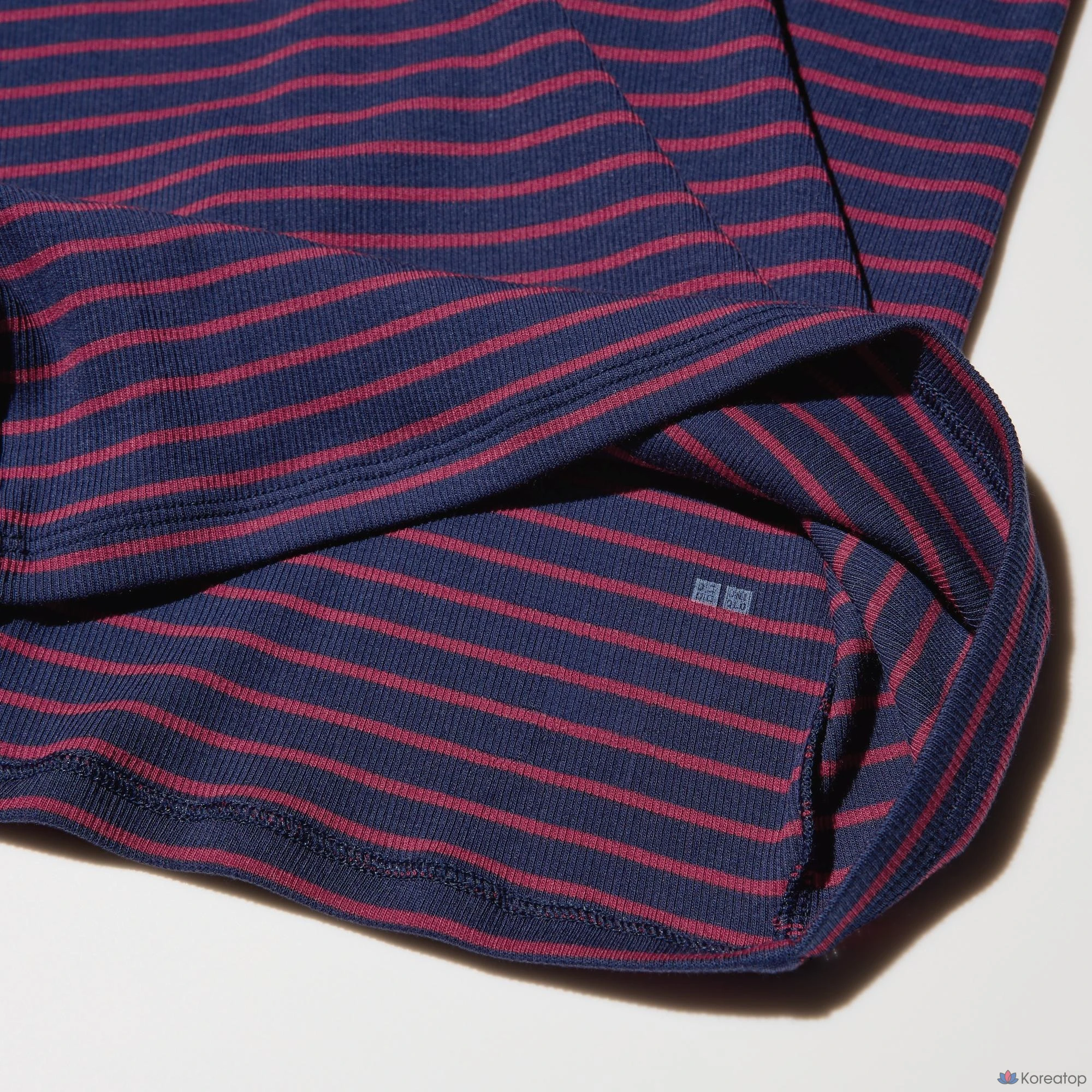 Топ Uniqlo Rib Tank Top, в полоску