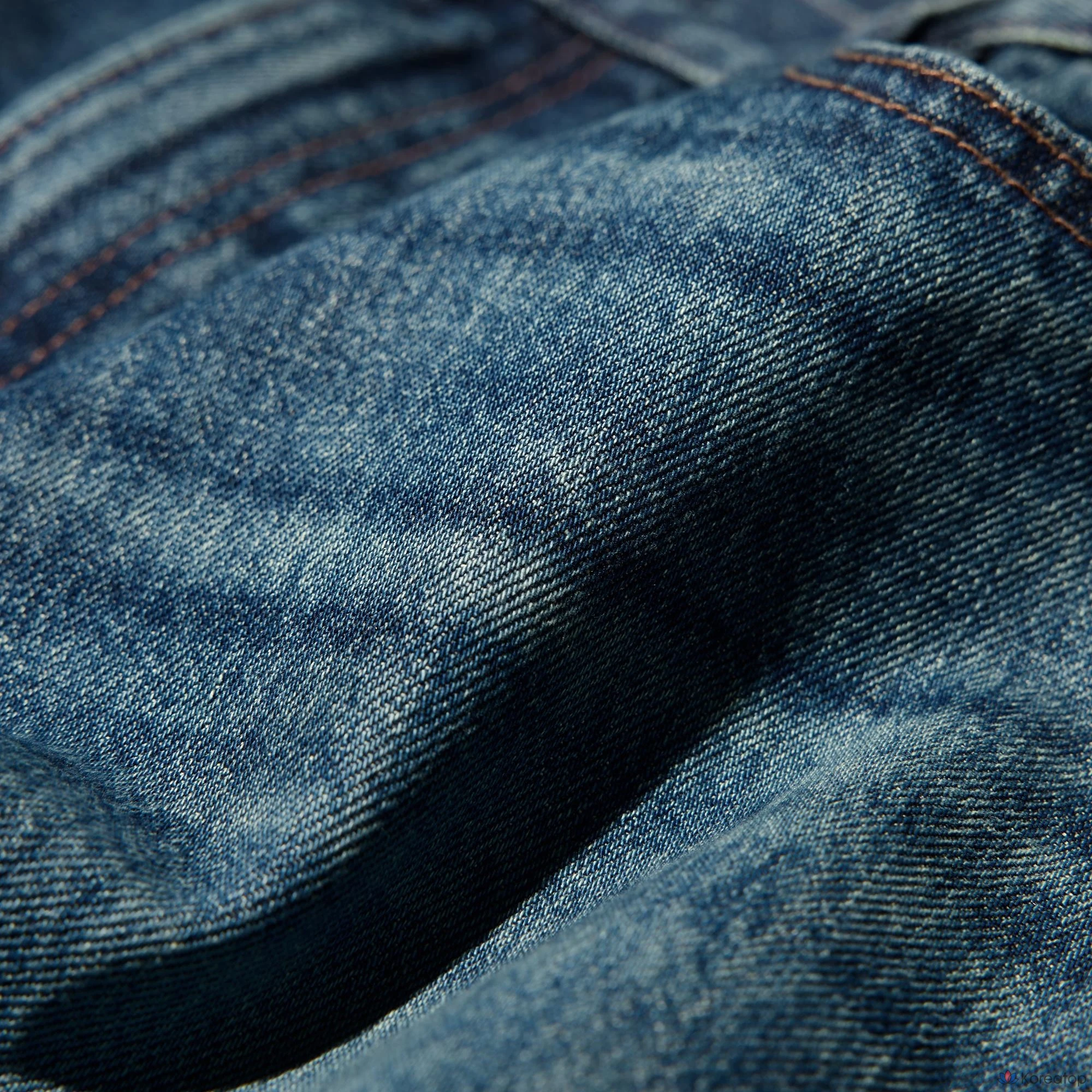 Джинсы Uniqlo Straight Jeans