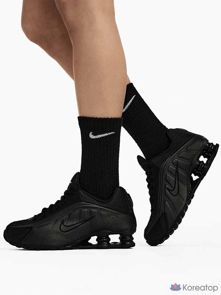 Кроссовки мужские Nike Shox R4