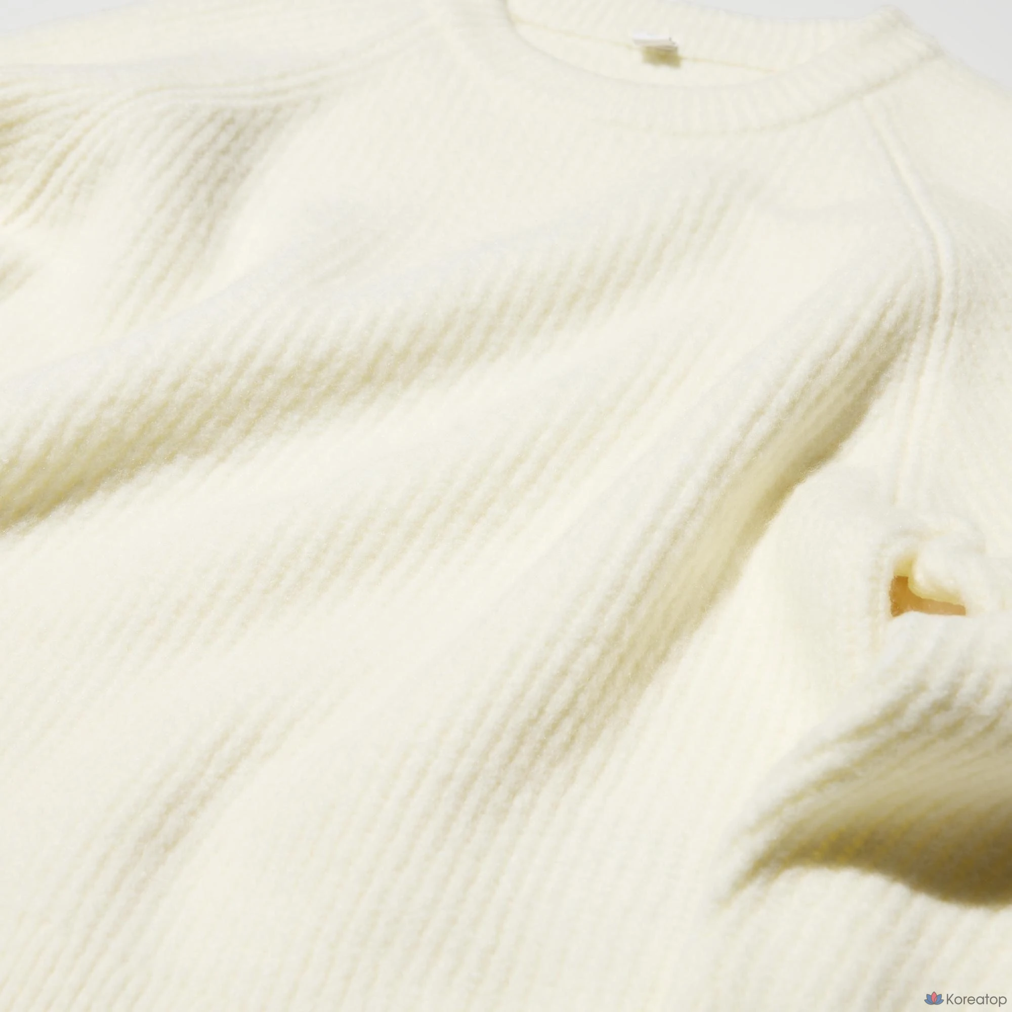 Свитер детский Uniqlo Souffle Yarn Sweater