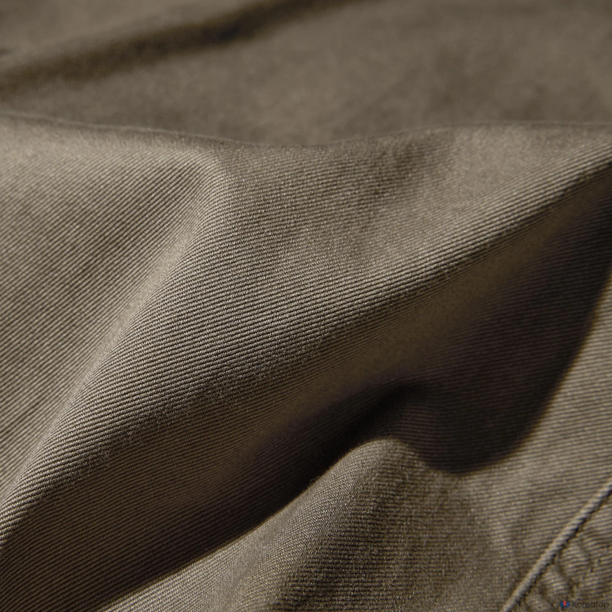 Брюки Uniqlo Barrel Chino Pants