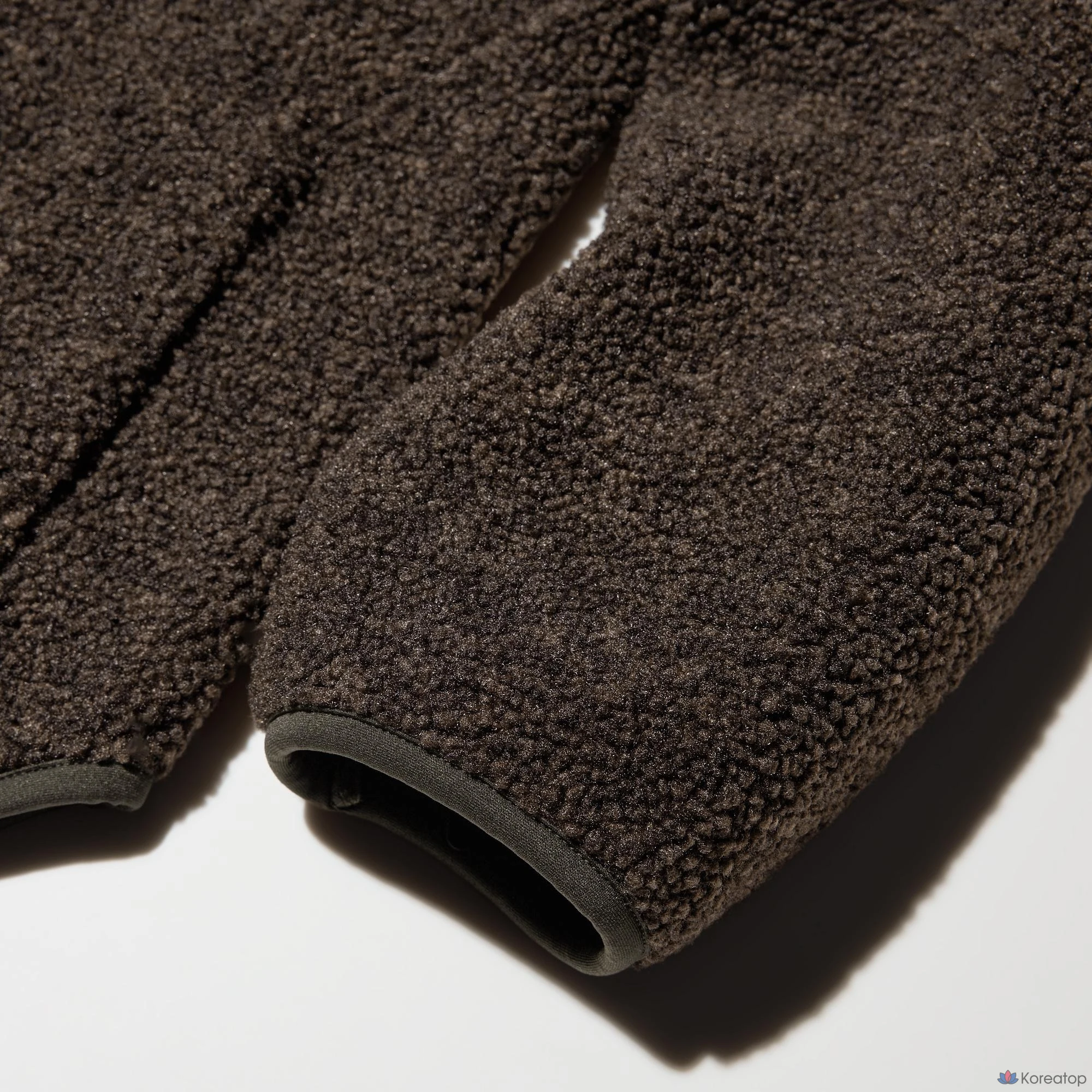 Кардиган Uniqlo Boa Fleece Relaxed Cardigan