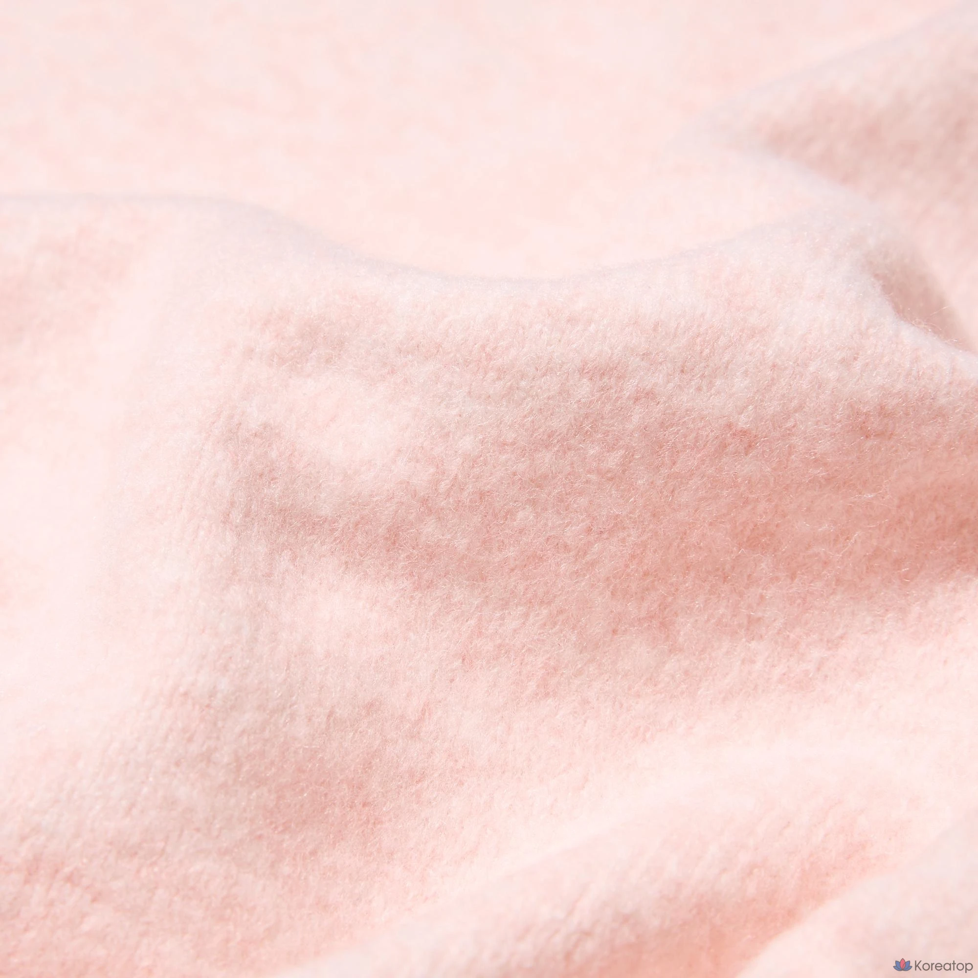 Свитер Uniqlo Souffle Yarn Crew Neck Sweater