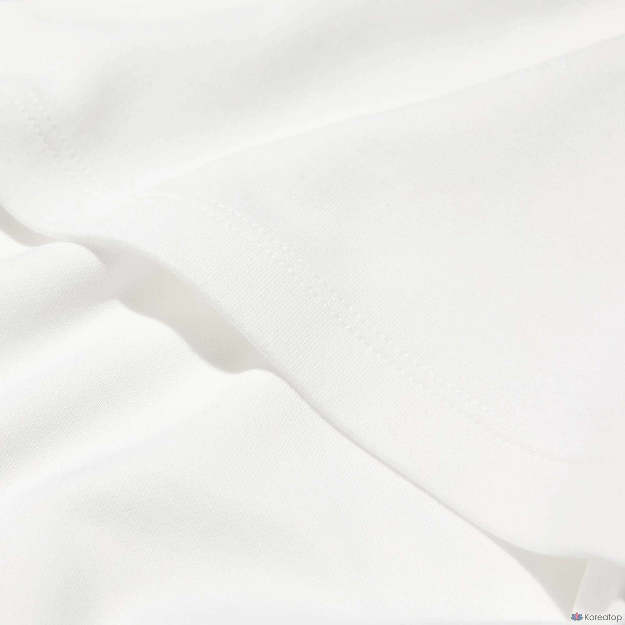 Футболка детская Uniqlo AIRism Cotton Graphic Crew Neck T