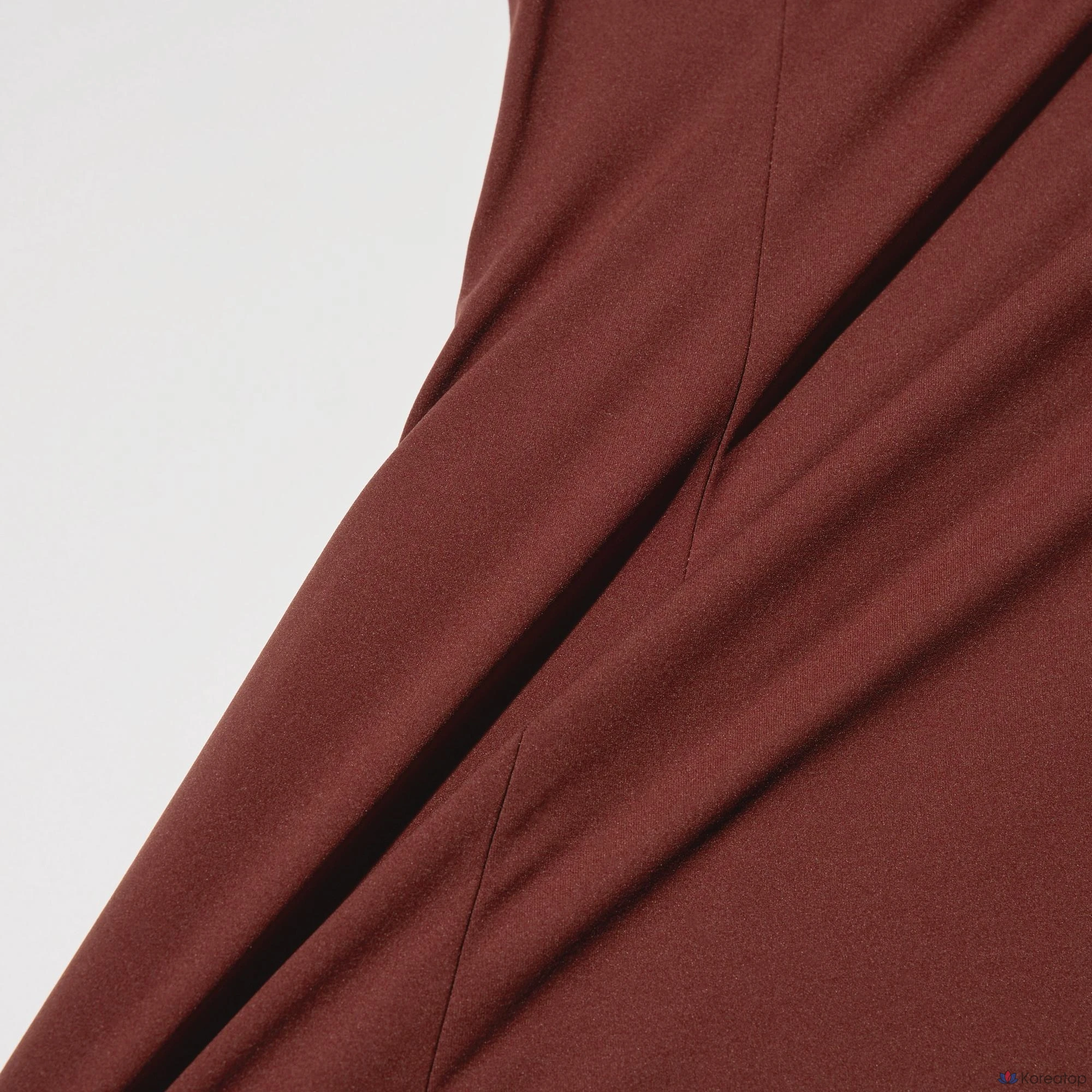 Платье Uniqlo Ultra Stretch AIRism Sleeveless