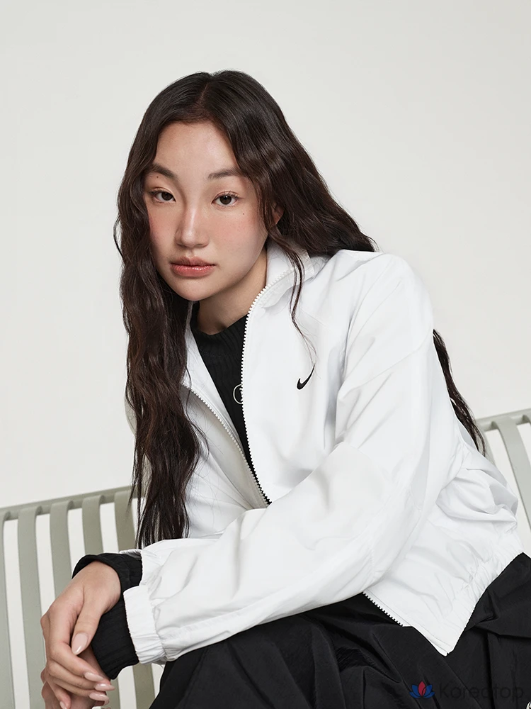 Куртка женская Nike Sportswear Oversized UV Track Jacket