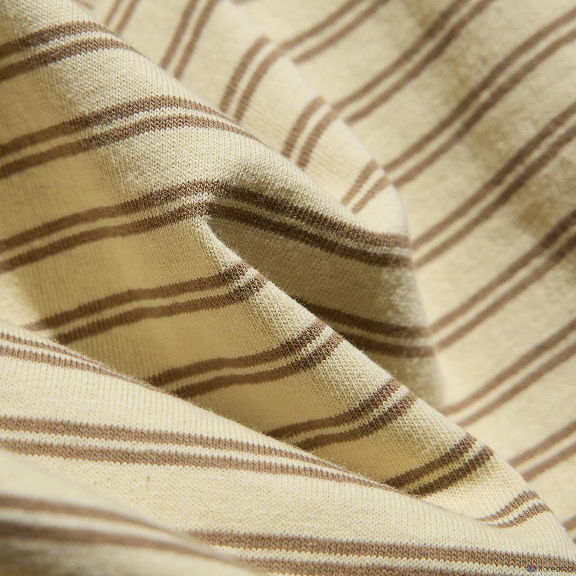Футболка Uniqlo MAGIC FOR ALL ICONS UT Graphic T 2A Stripe