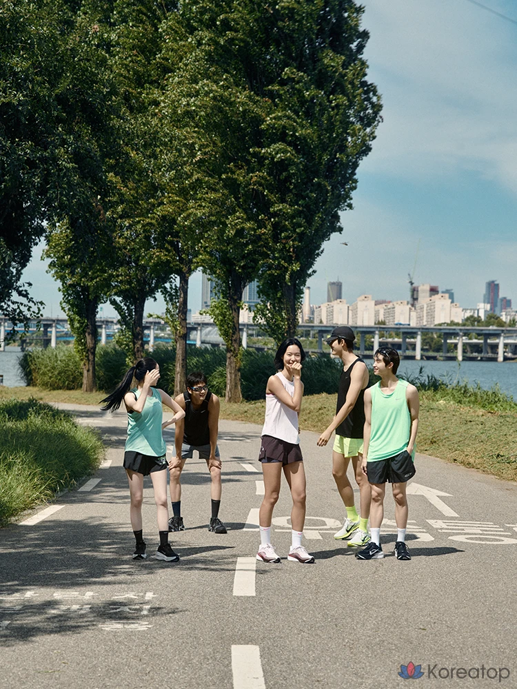 Шорты женские Nike Swift Dri-FIT Mid-Rise 2-in-1 Running Shorts