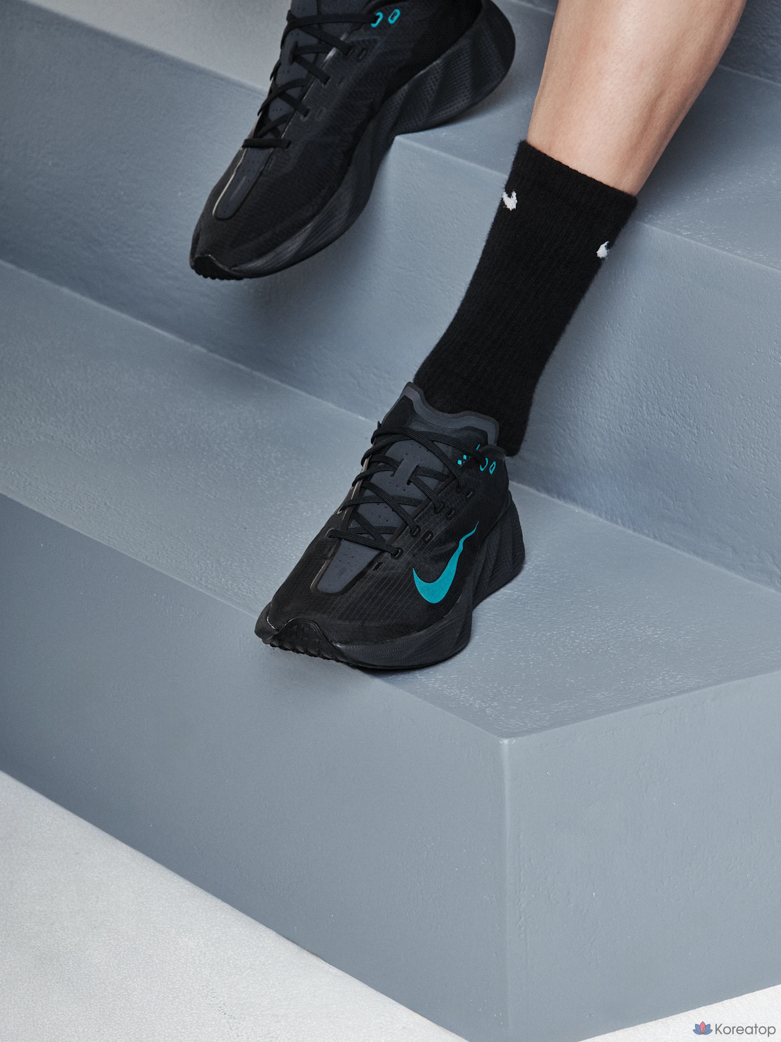 Кроссовки мужские Nike Ava X