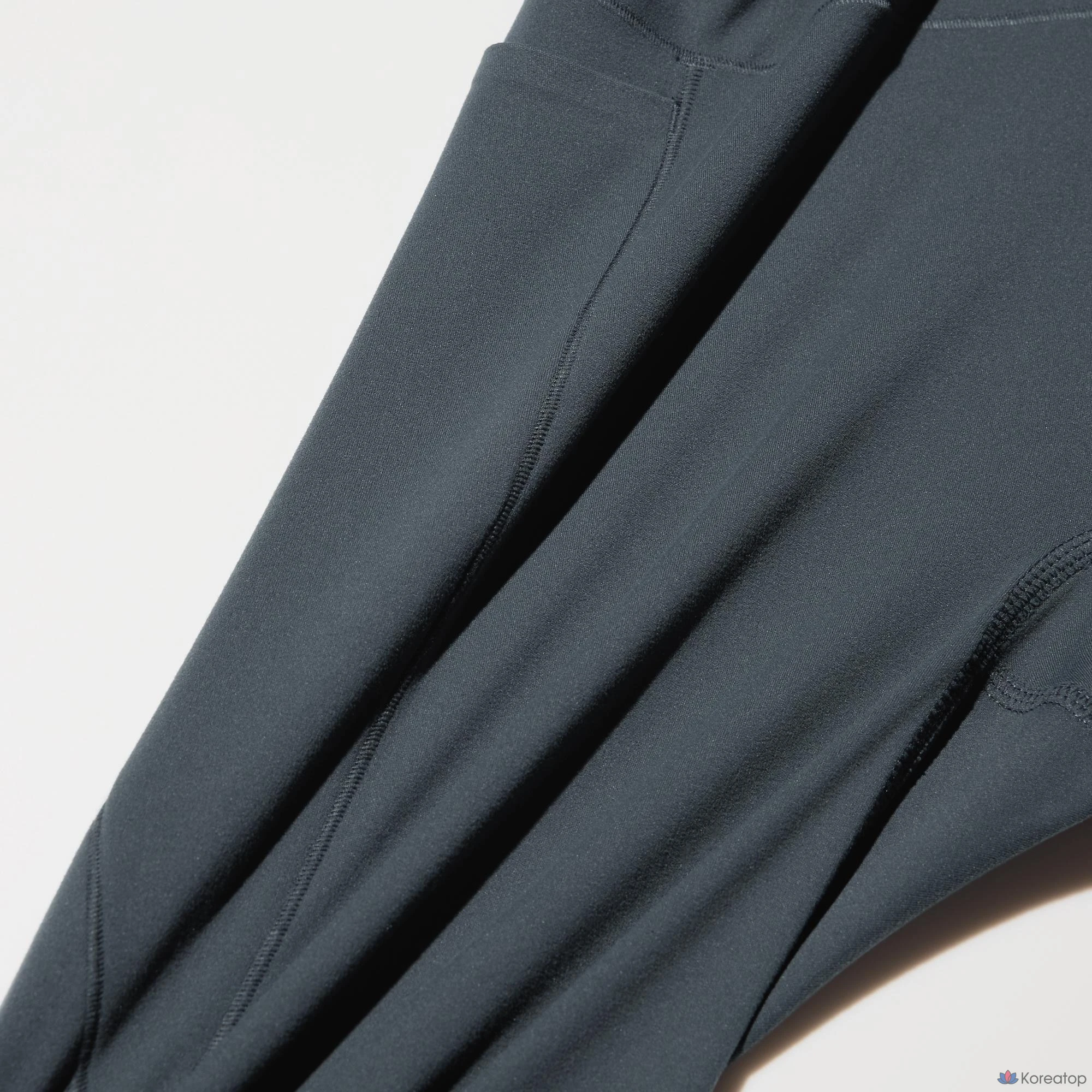 Леггинсы Uniqlo Ultra Stretch Active Leggings, длина штанины 60.5-61 см