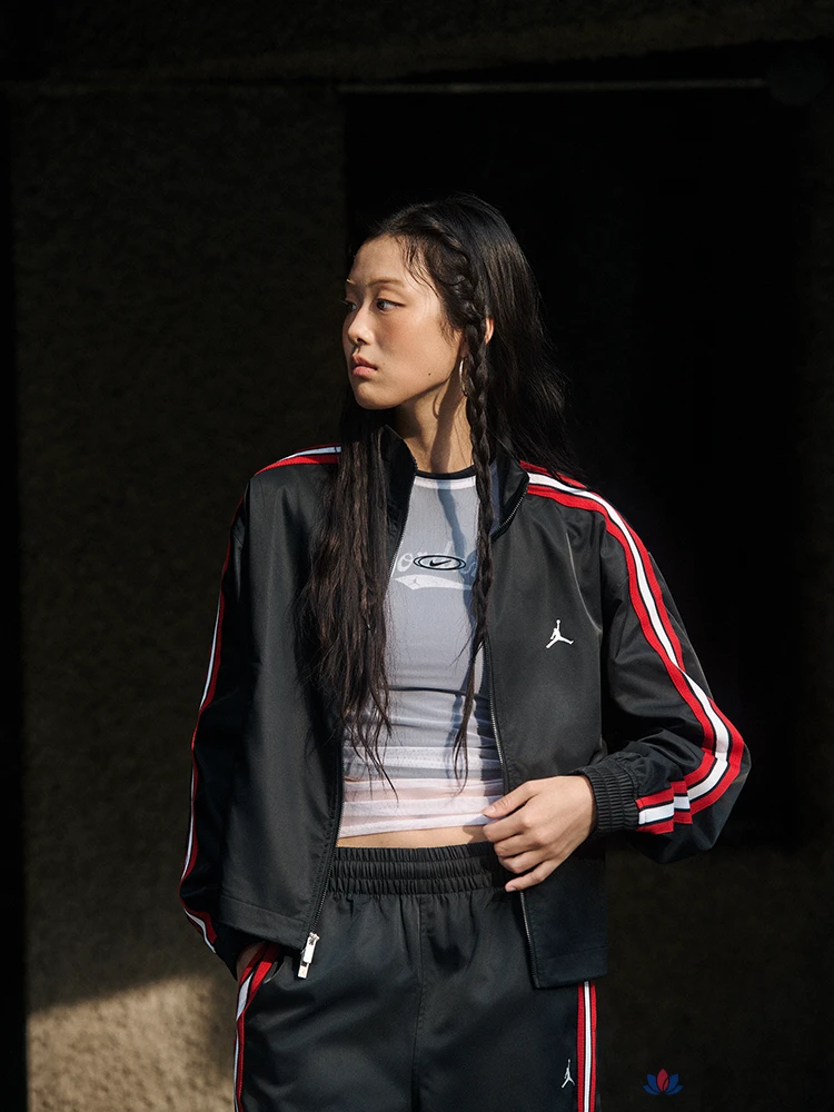 Куртка женская Jordan Brooklyn Track Jacket