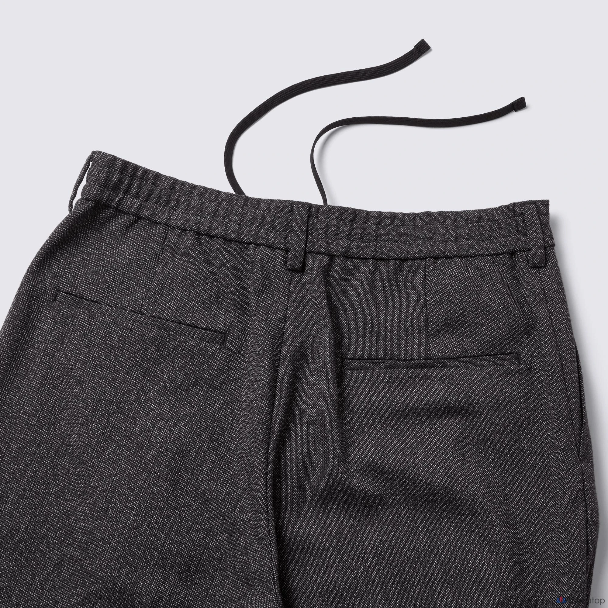 Брюки Uniqlo Tuck Tapered Pants (Pattern)