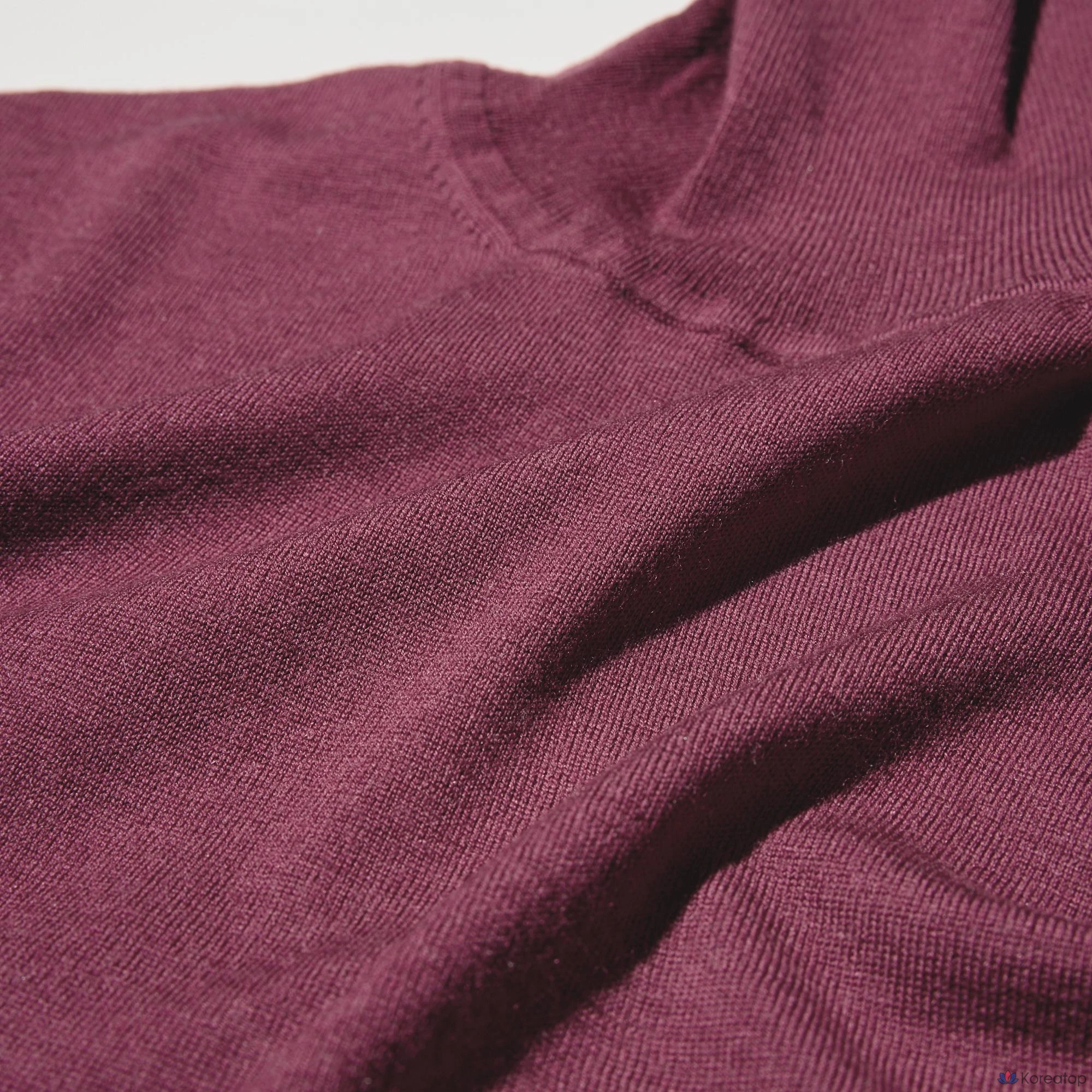 Свитер Uniqlo Merino Turtleneck Sweater